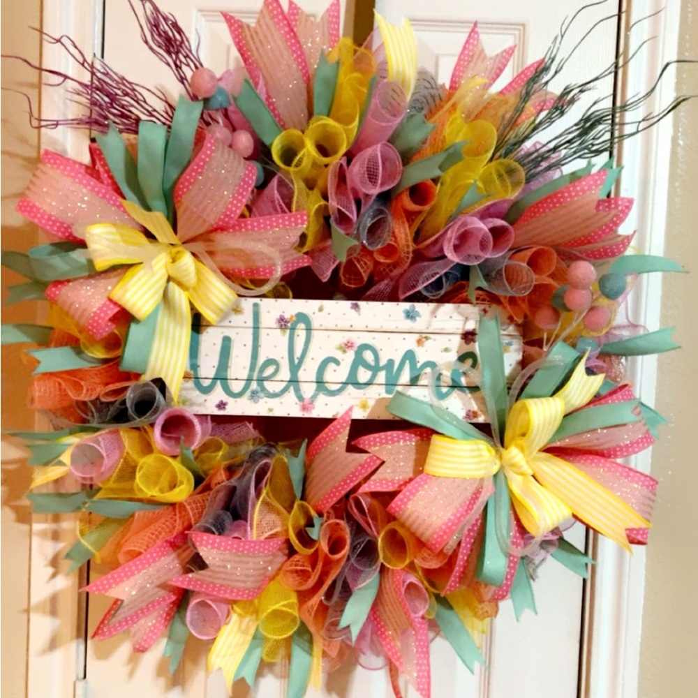 Deco mesh wreath